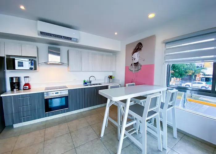 Horizonte 34 - 2br Family With Pool & Rooftop At 10min Walk *